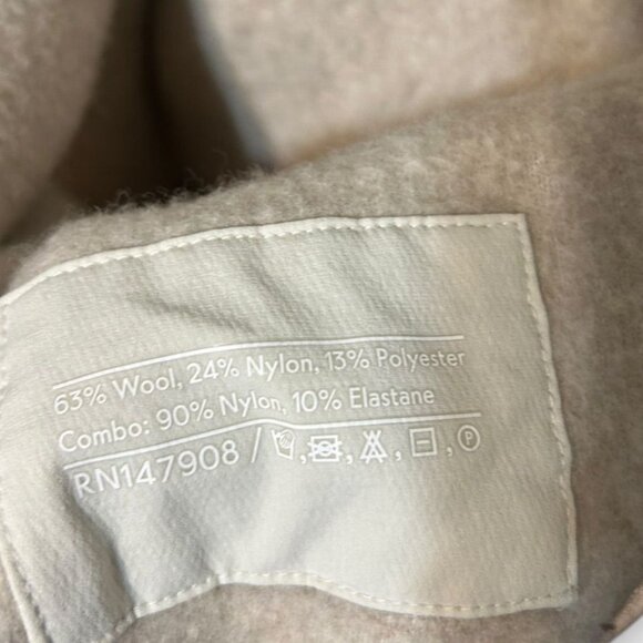 Outdoor Voices MegaFleece Crewneck Sweatshirt S Oatmeal Beige Sherpa Pullover - Picture 6 of 9